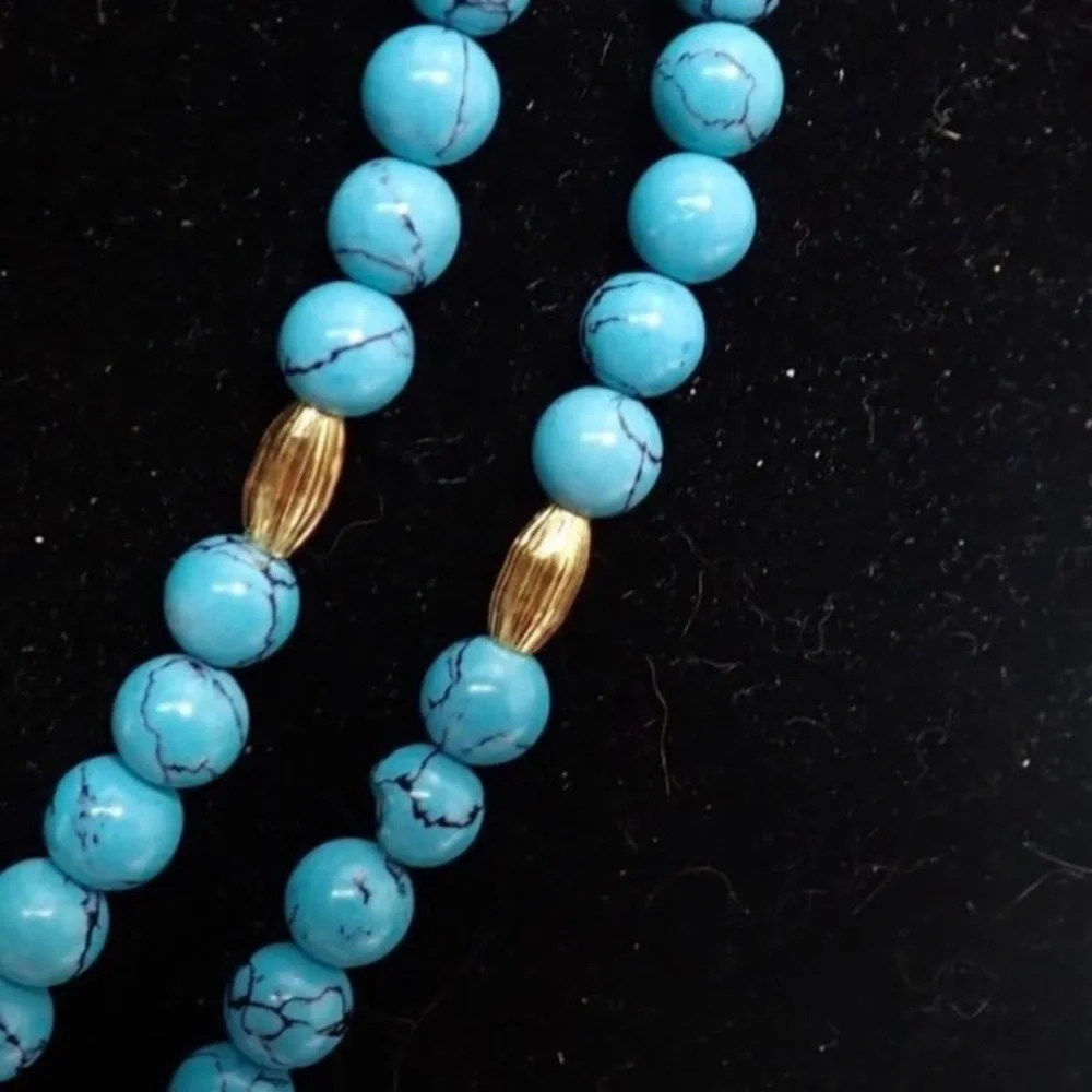 Blue Dyed Howlite Bead & Gold Tone Double Strand Necklace w/ Flower Pendant 17”